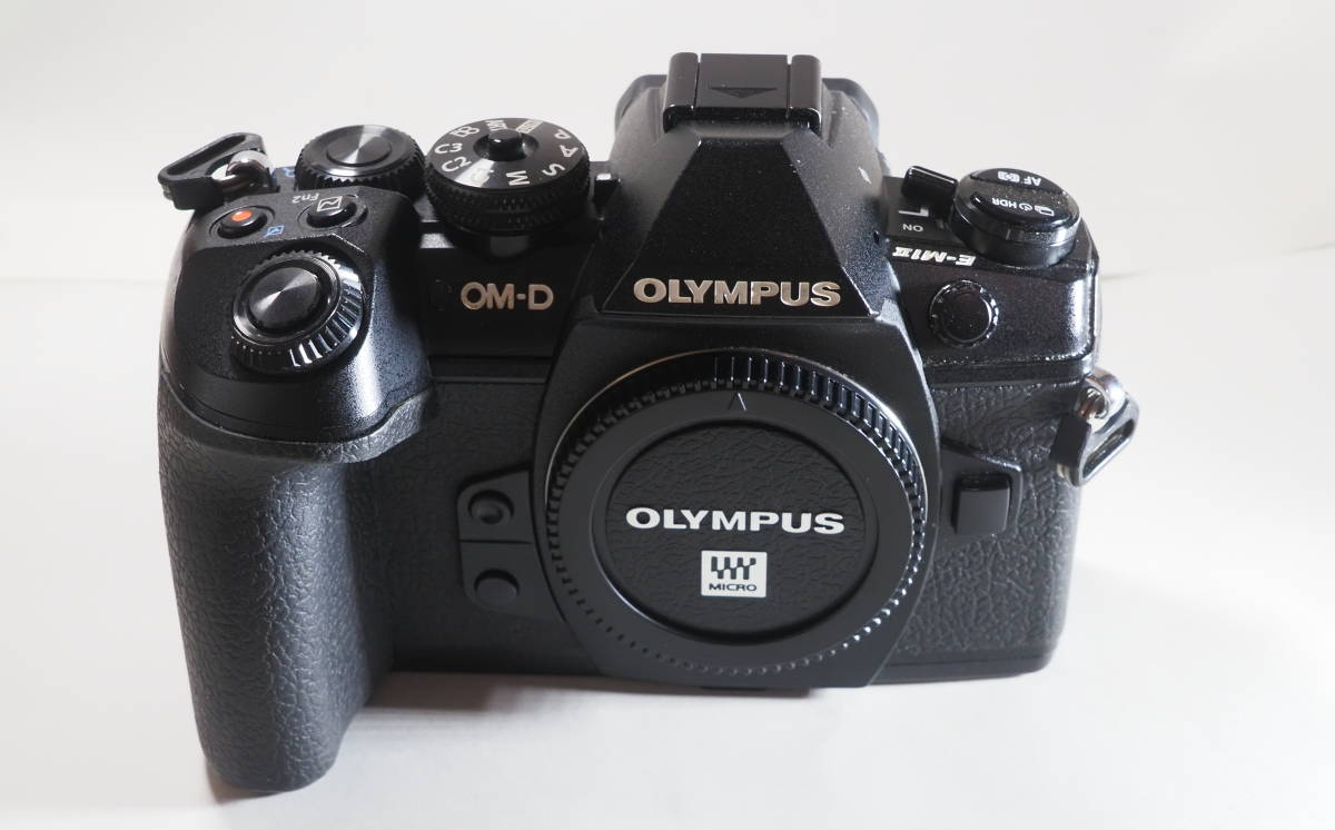 ◇美品【OLYMPUS オリンパス】OM-D E-M1 Mark III ボディ / シャッター 