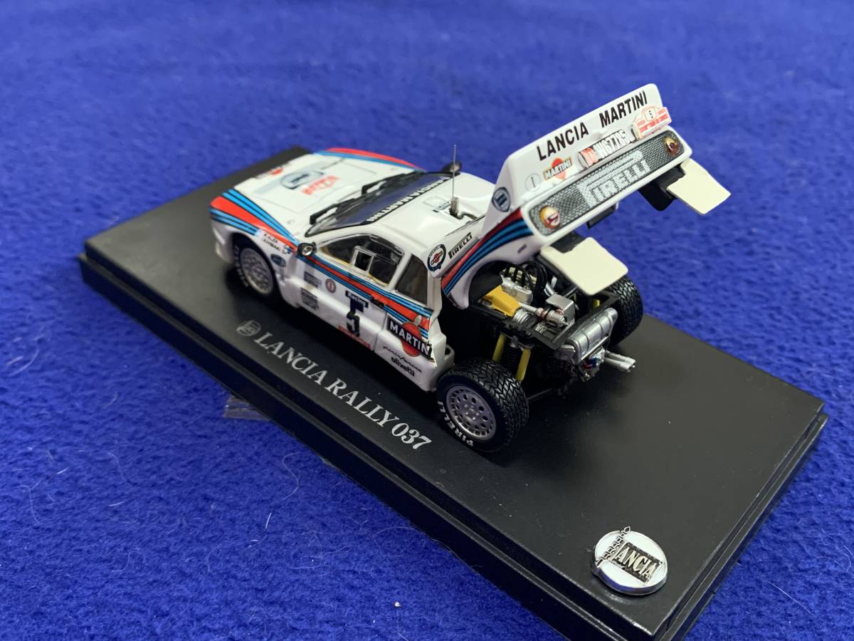京商 ランチアストラトス サファリラリー 1⁄18 中古品
