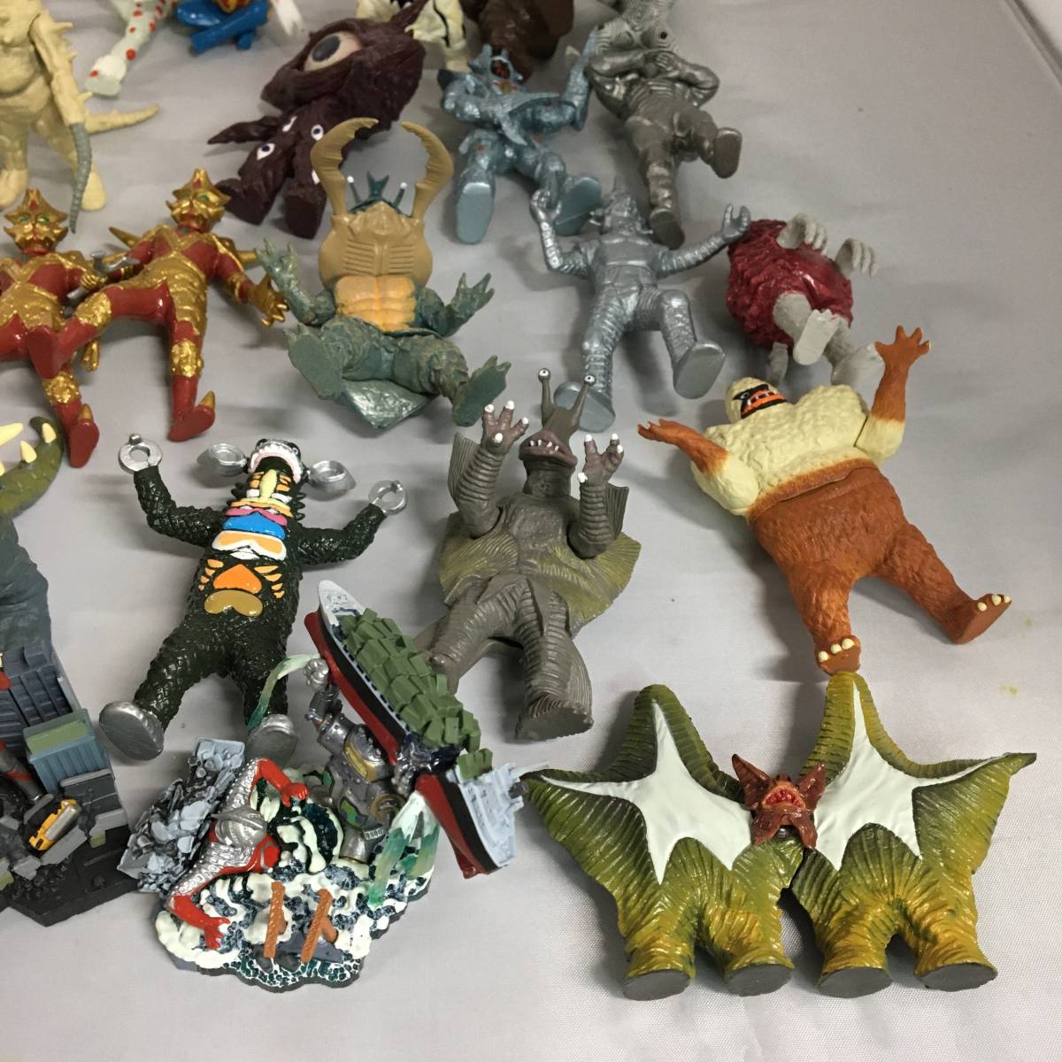 ○ウルトラマン 怪獣 フィギュア まとめ セット [バルタン星人 HG