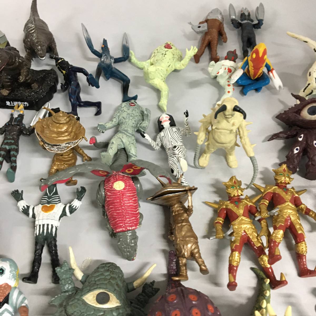 ○ウルトラマン 怪獣 フィギュア まとめ セット [バルタン星人 HG