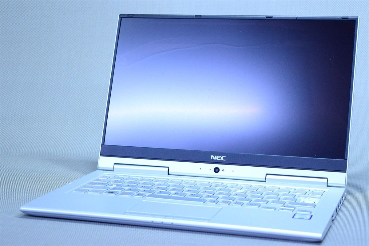 ☆格安美品☆WindowsXP☆NEC13.3インチHD+液晶コンパクトPC