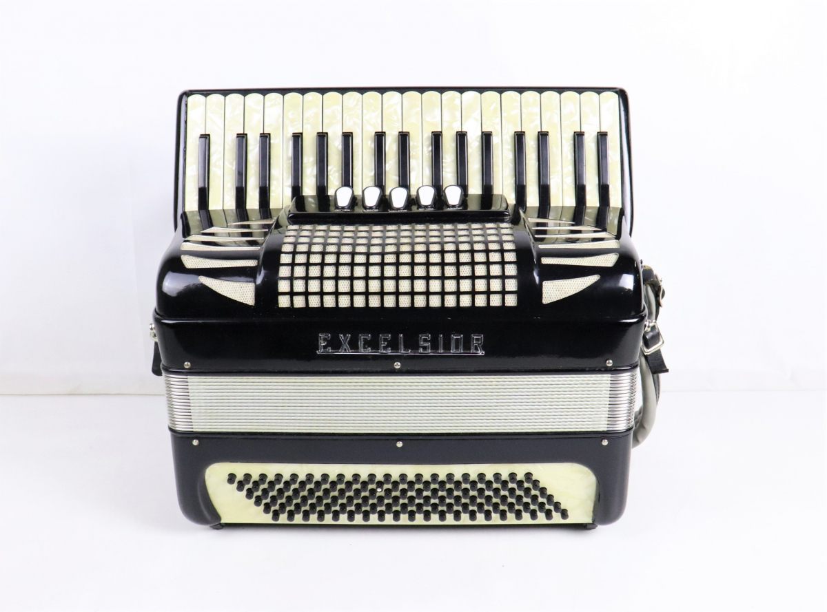 音良好】 EXCELSIOR Mod.303 エキセルシャー アコーディオン 37鍵 120 