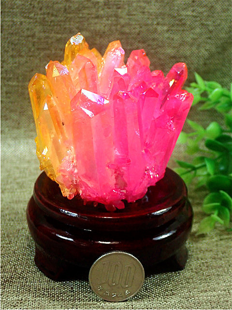 アーカンソー産レインボーオーラ水晶クラスター168U6-85U63b