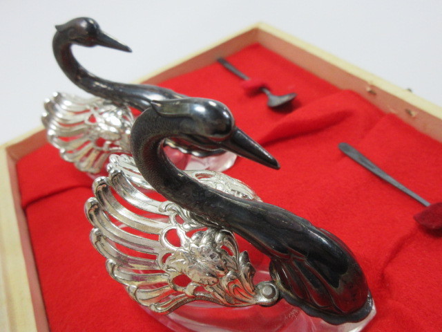 大阪 芝翫香 銀製品 SILVER刻印 シルバー彫金 水鳥 白鳥 調味料入れ 