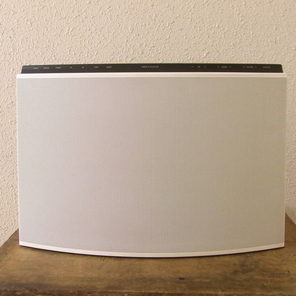 バング&オルフセン BeoSound 1 CD・FMラジオ一体型スピーカー