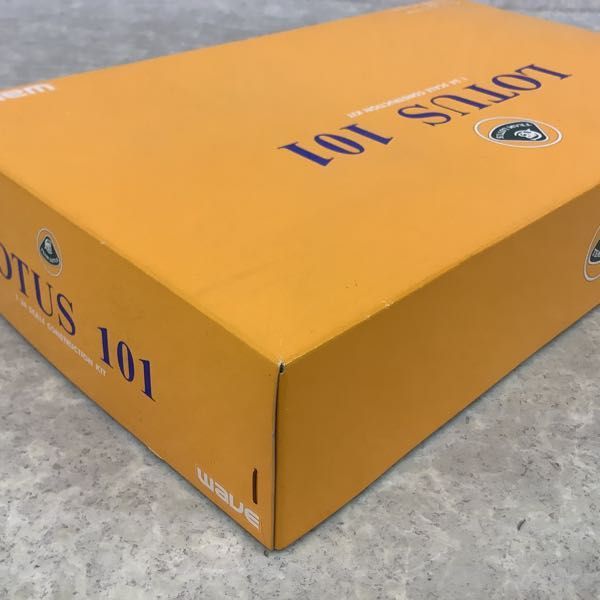 wave レジンキット1/24 LOTUS 101 プラモデル 1⁄24 ロータス101