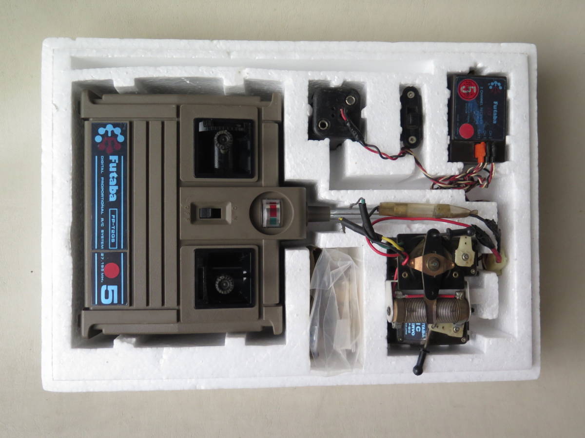 e FUTABA FP-2GSB FP-2GS FP-T2GS FP-S12 R/C ラジコン サーボ プロポ