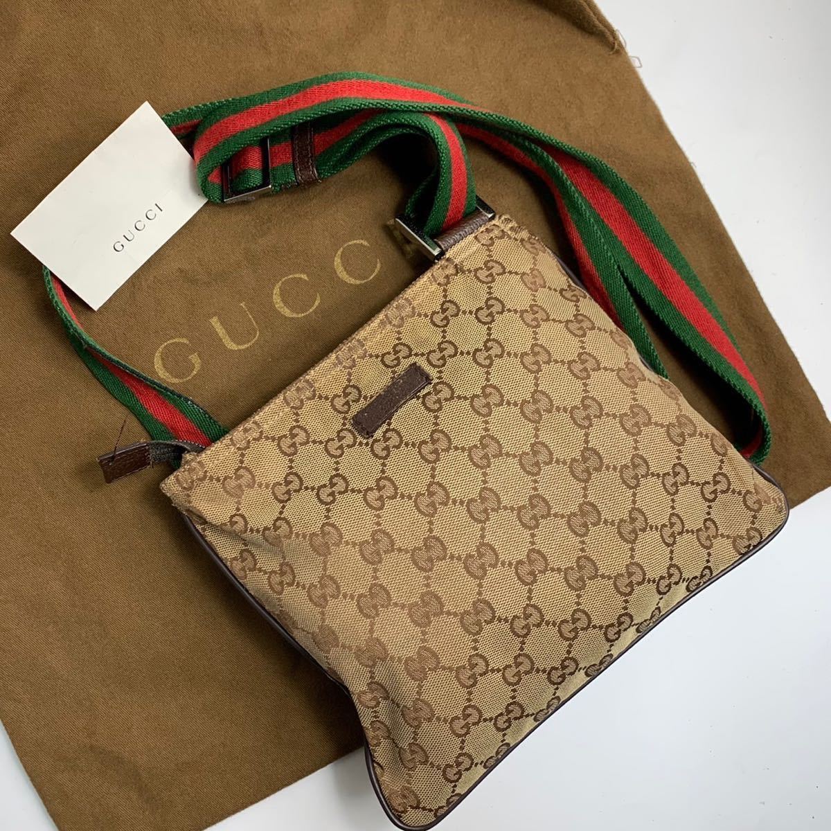 大特価放出 【美品】GUCCI ショルダーバッグ サコッシュ GG柄 ...