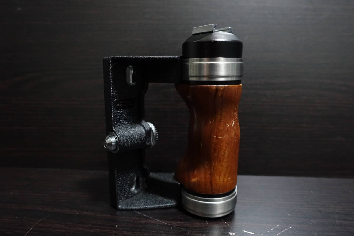 14557 ペンタックス PENTAX 67 6×7 グリップ 木製 中判カメラ 【公式通販】