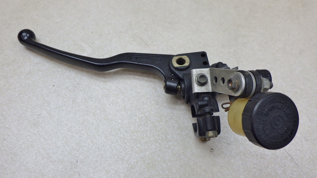 正規品，人気セール A784 ブレンボ クラッチマスター 13mm brembo DUCATI900SS ドカティ 検索モンスター 900SL(ドゥカティ用)｜売買されたオークション情報、yahooの商品情報をアーカイブ公開 - オークファン ドゥカティ用