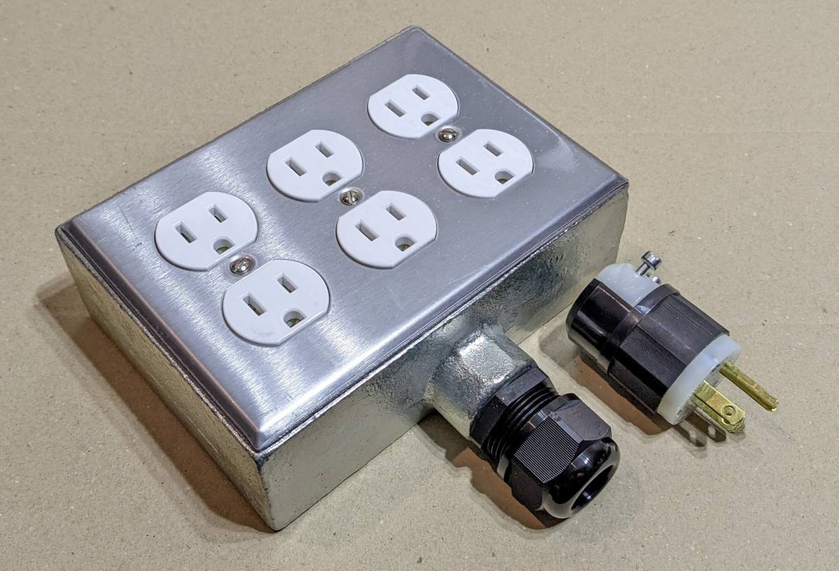 送料込/重量鋳物ケース6口電源タップ部材セット(ケーブル無) レビトン 