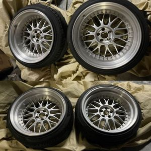 深リム 18インチのYahoo!オークション(旧ヤフオク!)の相場・価格を見る
