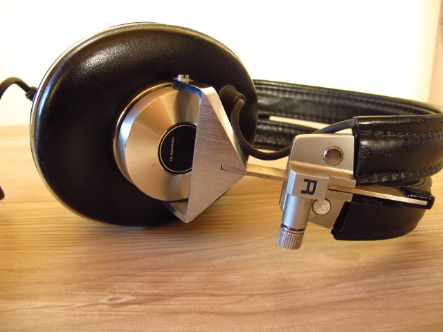 パイオニア ヘッドホン モニター10 【中古】PIONEER MONITOR10 Pioneer Monitor 10 Electrodynamic Professional Headphones Vintage