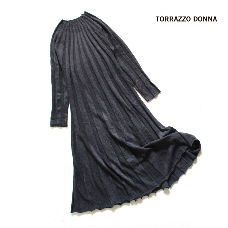 全国無料，品質保証 21-1139 トラッゾドンナ Torrazzo Donna ウール混 リブニット ワンピース ロング チャコール(Mサイズ)｜売買されたオークション情報、yahooの商品情報をアーカイブ公開 - オークファン Mサイズ