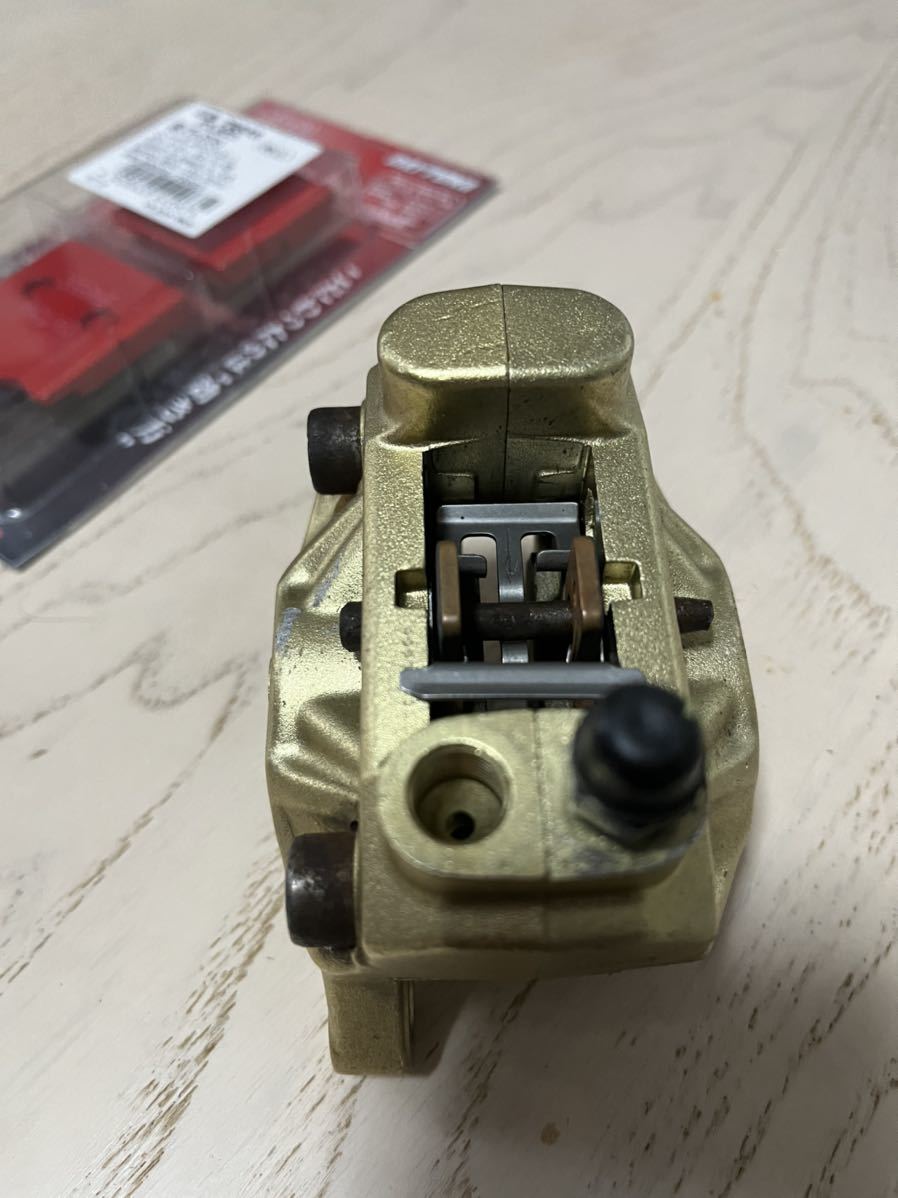 ブレンボ brembo 旧カニ 84ミリ デイトナ赤パッド付き(ブレーキ)｜売買