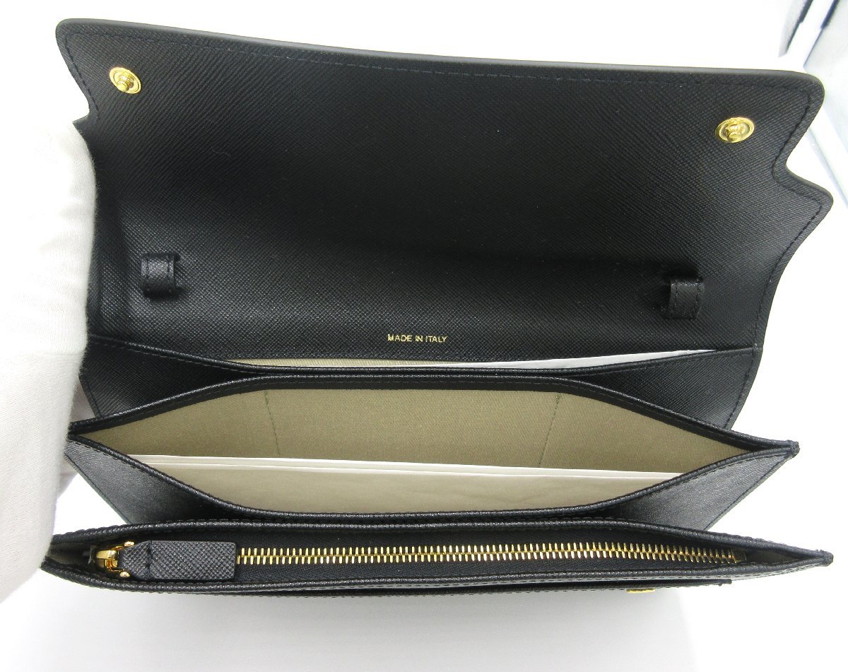 U8331RK MARNI マルニ サフィアーノカーフスキン ポシェット 