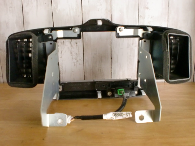 ホンダ 純正 Gb3 4フリード用 Gathers ギャザーズ用9インチ ナビ オーディオ パネル ホンダ用 売買されたオークション情報 Yahooの商品情報をアーカイブ公開 オークファン Aucfan Com