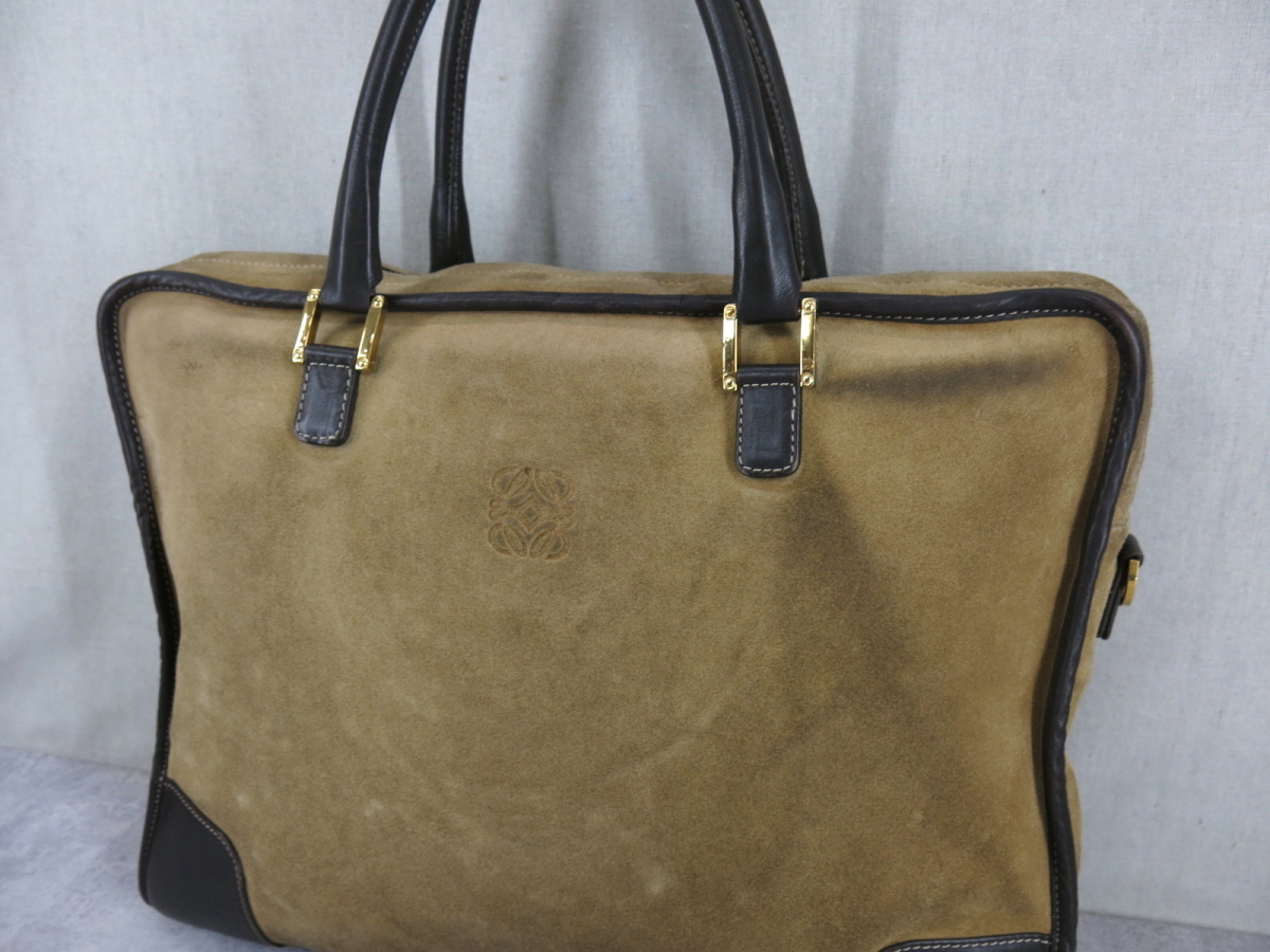 LOEWE ロエベ○アマソナ○アナグラム ロゴ型押し○スエード カーフ 