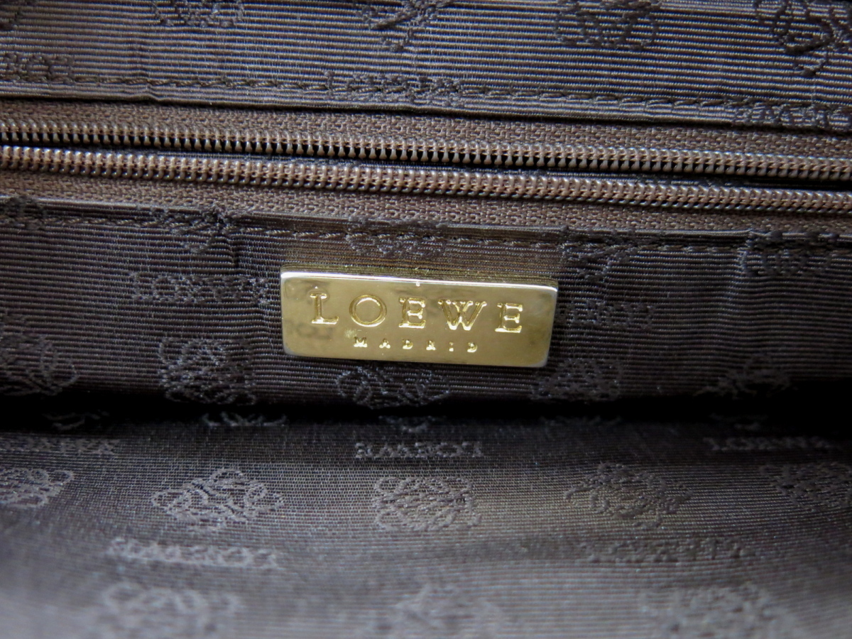 LOEWE ロエベ○アマソナ○アナグラム ロゴ型押し○スエード カーフ 