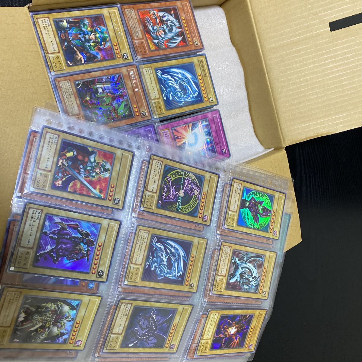 遊戯王 引退 初期 2期 まとめ売り真紅眼の黒竜ブラックマジシャン 