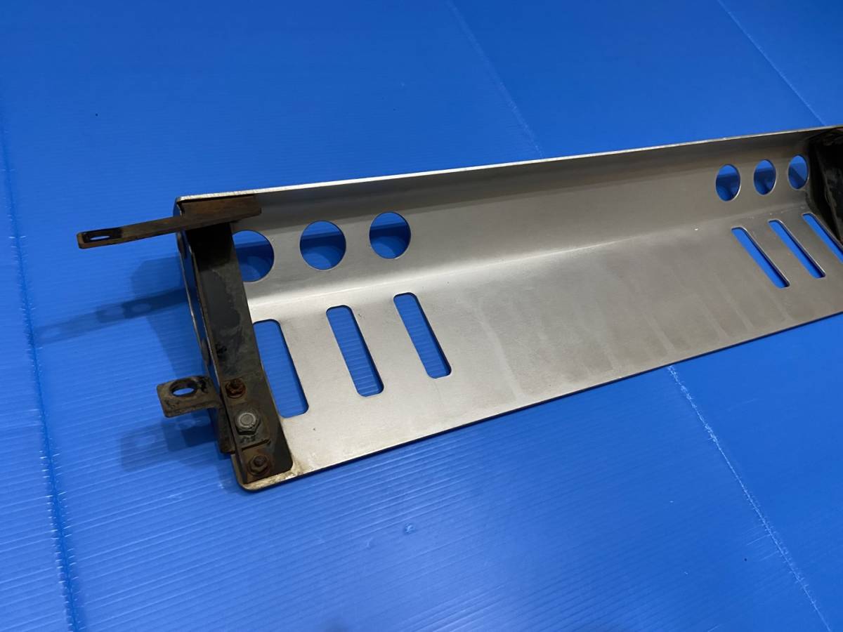 日産純正OP?スキッドプレート？アンダーガード？ 