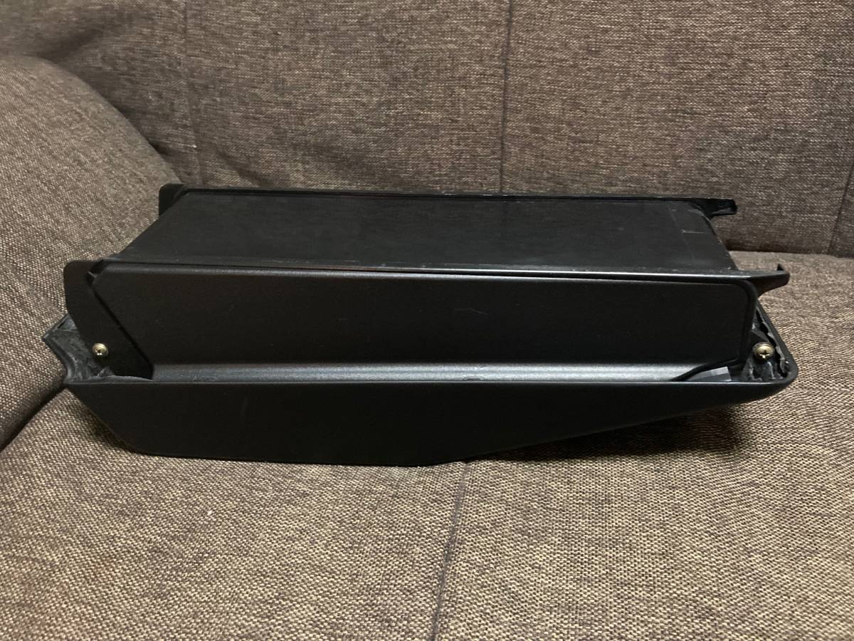 中古　美品　メルセデスベンツ　W124 500E　純正コンソール W124 500E メルセデスベンツ 0 1 リアシート