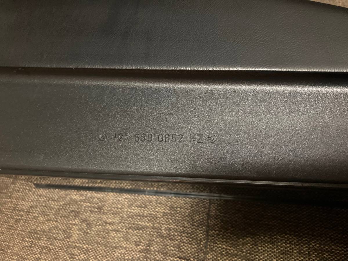 中古　美品　メルセデスベンツ　W124 500E　純正コンソール W124 500E メルセデスベンツ 0 1 リアシート