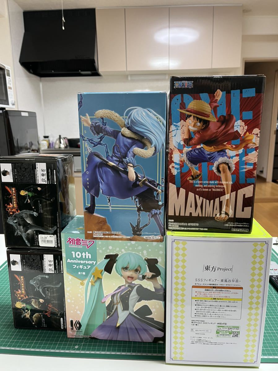 プライズフィギュア まとめて ワンピース ルフィ サンジ、転スラ リムル 、東方 東風谷早苗 、初音ミク 10 th アニバーサリー 