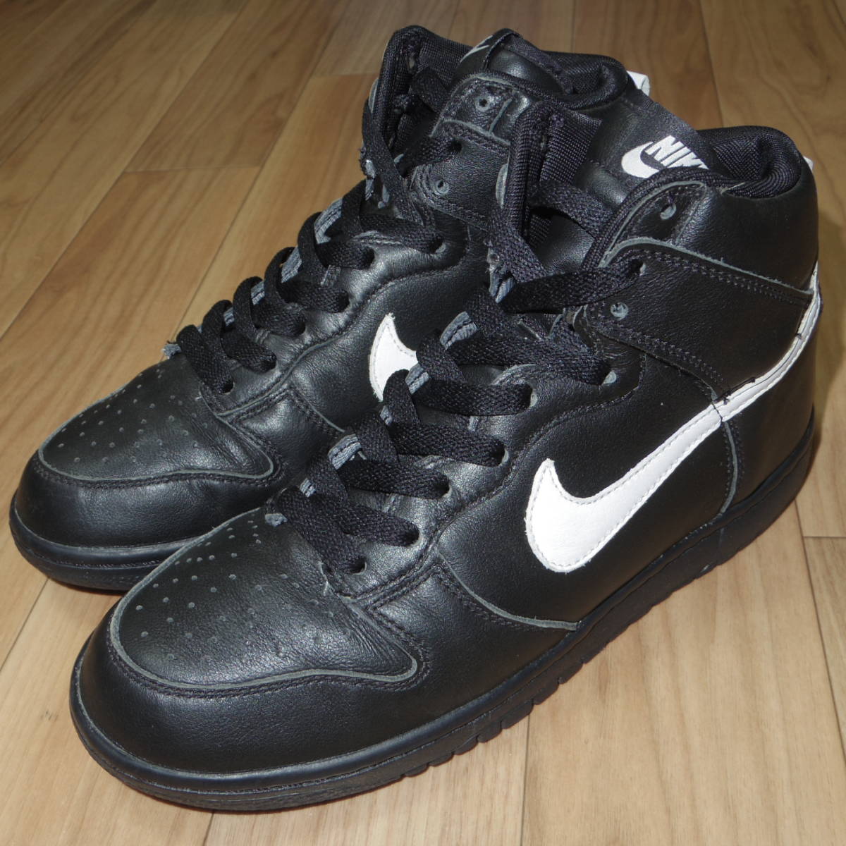 Nike Id ナイキ Dunk Hi ダンク ハイ カット スニーカー メンズ 25 5 Us7 5 ブラック 黒 白 バッシュ 別注 限定 シューズ 25 5cm 売買されたオークション情報 Yahooの商品情報をアーカイブ公開 オークファン Aucfan Com