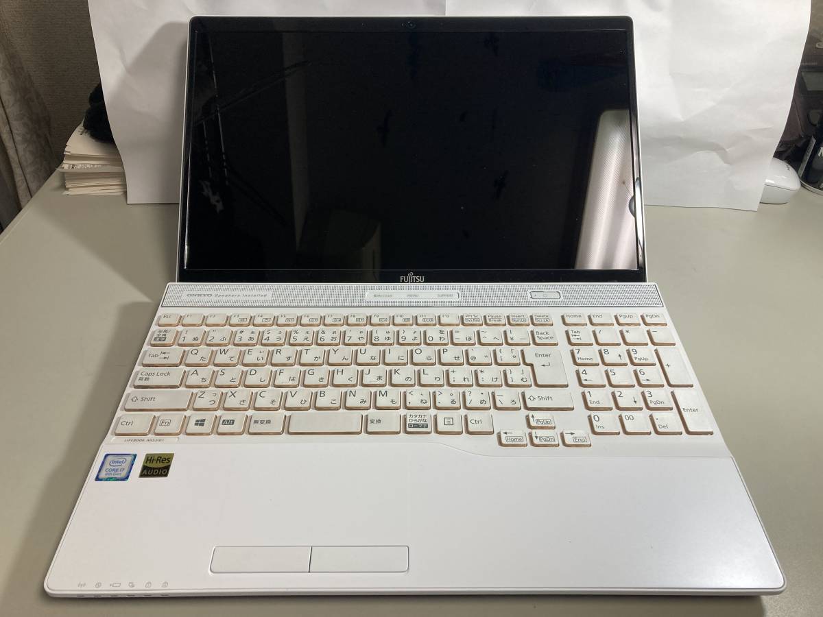 i7-8565U 8GB FUJITSU FMV ノートPC 新品同様☆ノートパソコン 富士通(FUJITSU) FMVA53D1W☆2019年モデル