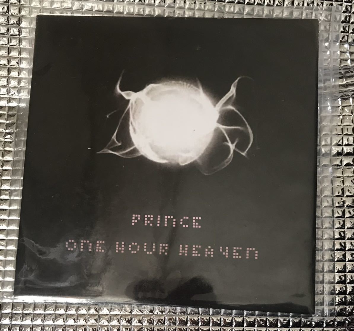 本物保証，送料無料 PRINCE ONE HOUR HEAVEN 紙ジャケ(Prince)｜売買されたオークション情報、yahooの商品情報をアーカイブ公開 - オークファン P