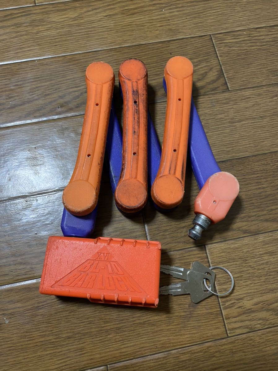 m1037372955.6