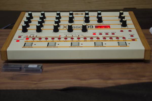 Jomox XBase 09 中古良好品 送料込み！アナログドラム音源(リズム 