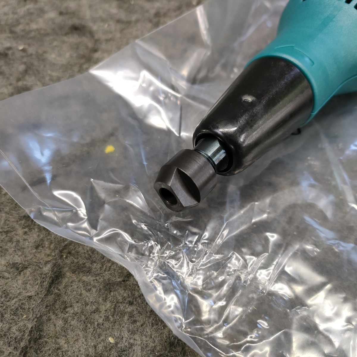 マキタ ミニグラインダ makita 6mm 100V GD0603 | 0 公式通販 モデル906 6mmミニグラインダ 240W スイッチ式 エアグラインダー マキタ(Makita) ☆極美品☆