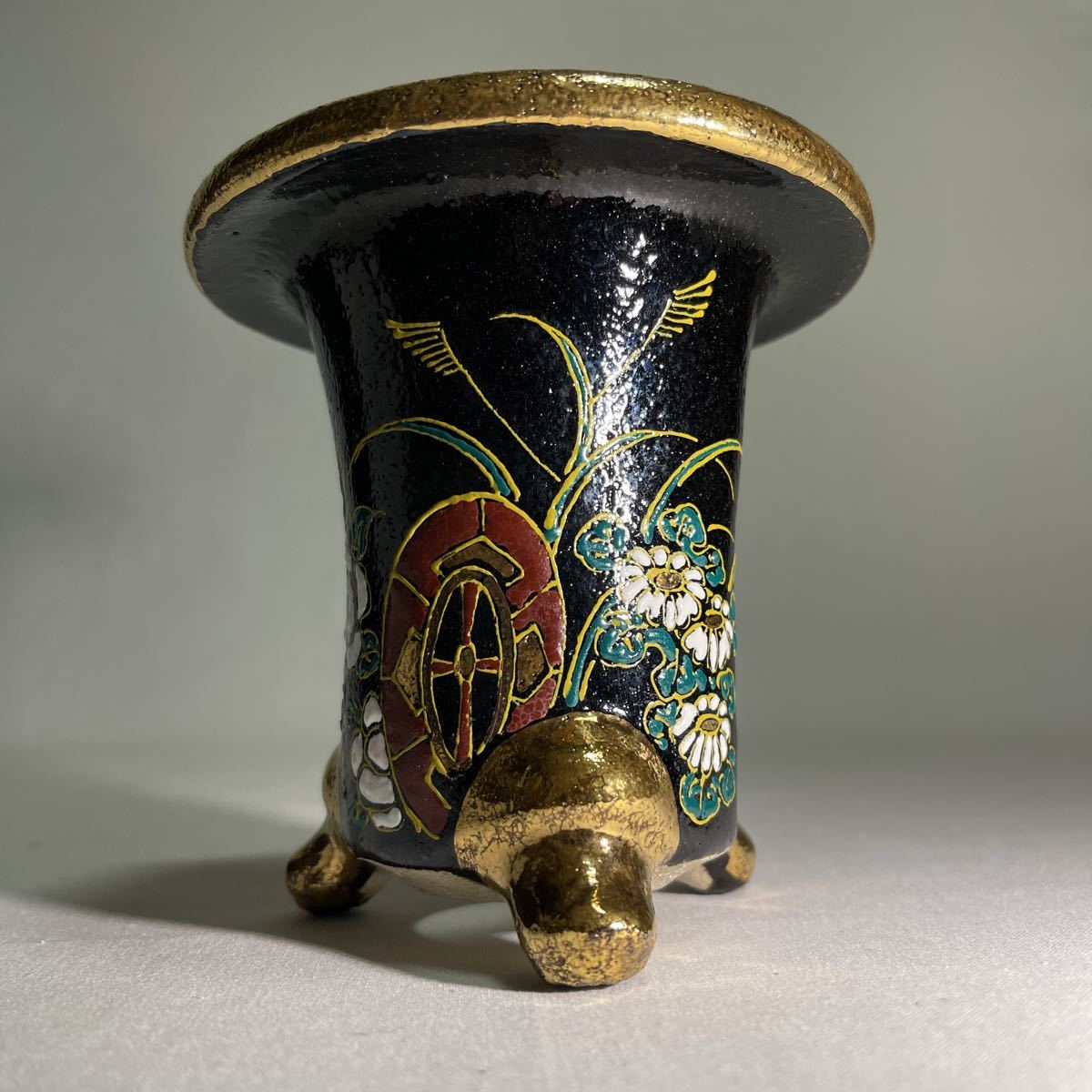 万年青鉢 楽焼鉢 錦鉢 蘭鉢 植木鉢 万年青 富貴蘭 東洋蘭 古典園芸 山野草 1 鉢 売買されたオークション情報 Yahooの商品情報をアーカイブ公開 オークファン Aucfan Com