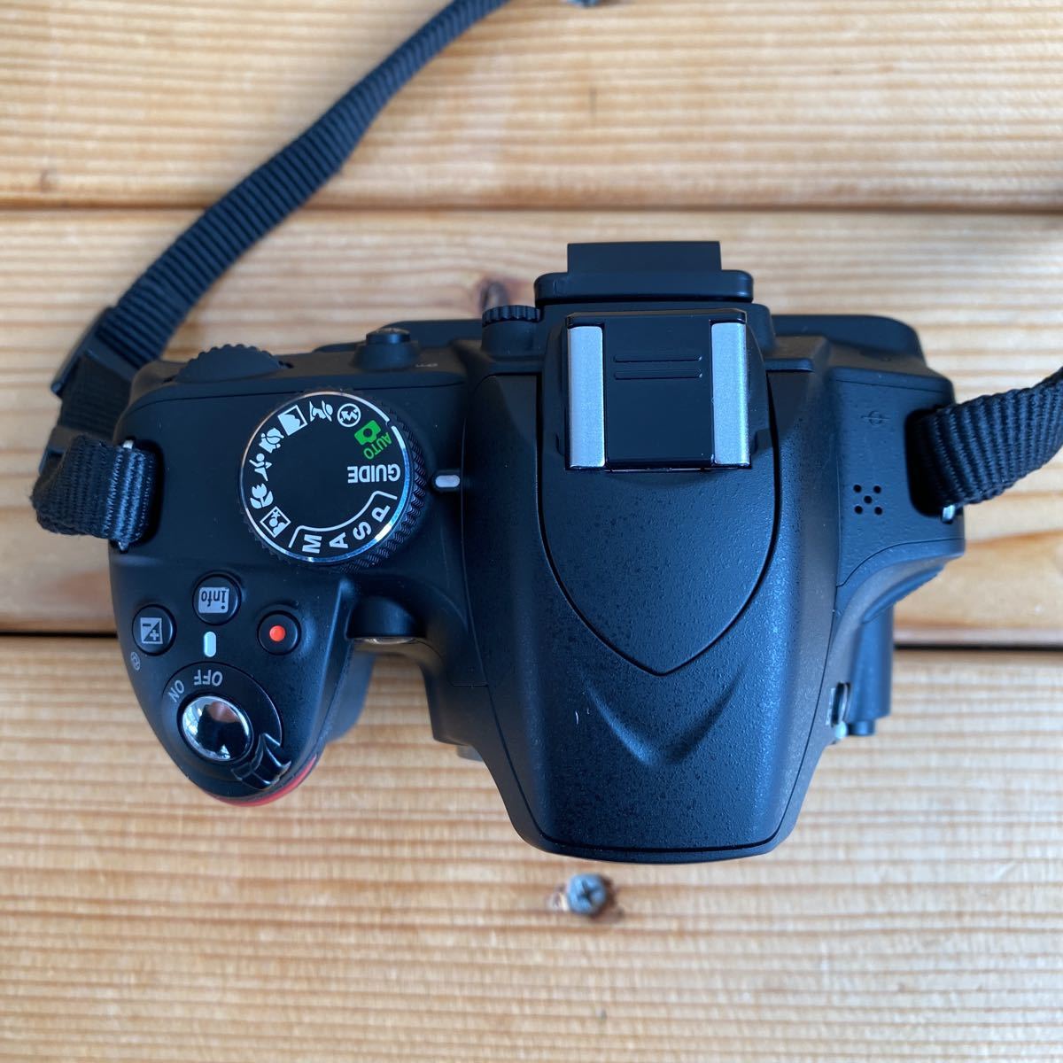 83 Nikon ニコン D3200 一眼ボディ 55-200mm 1:4.5-5.6 G ED DX VR 18-
