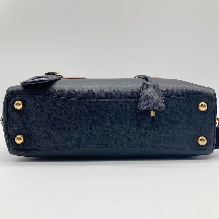 1円〜 極美品 PRADA プラダ ハンドバック ミニ 三角プレート ブラック