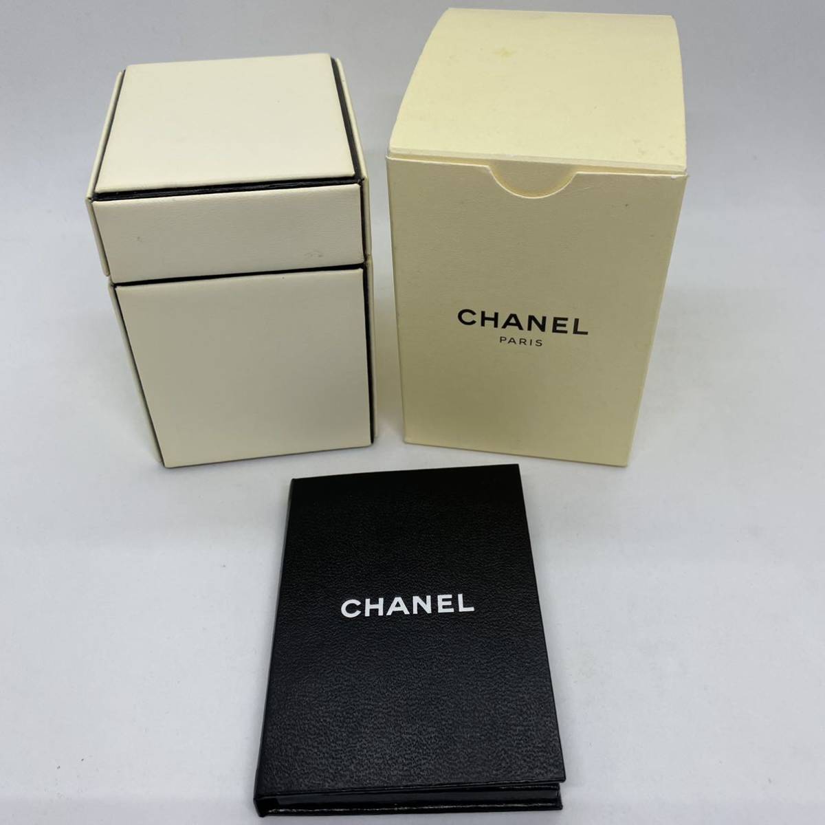 本物保証，人気セール 0213p シャネル CHANEL 箱 空箱 ケース ボックス 純正 腕時計 プルミエール 未記入保証書(プルミエール)｜売買されたオークション情報、yahooの商品情報をアーカイブ公開 - オークファン プルミエール