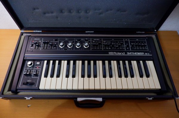 SH-2 値下げOKRoland アナログシンセサイザー ハードケース付き Roland 