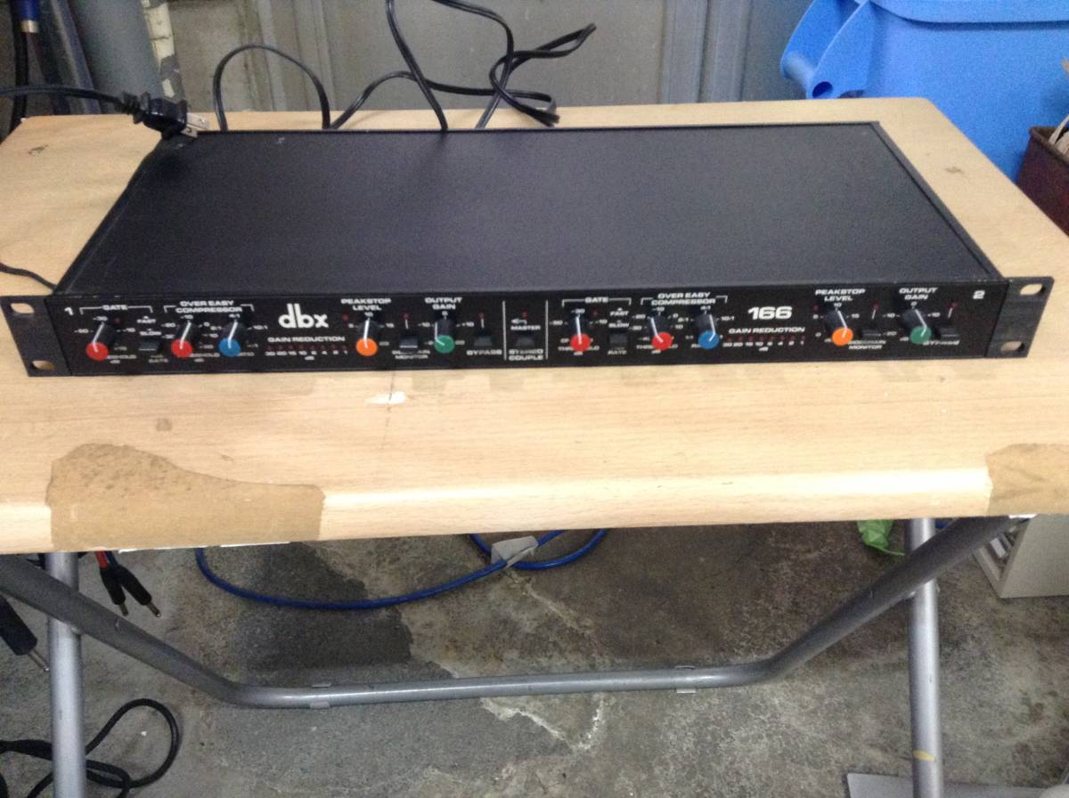 dbx 166 COMPRESSOR/GATE コンプレッサー ゲート 2ch PA機器 音響機材