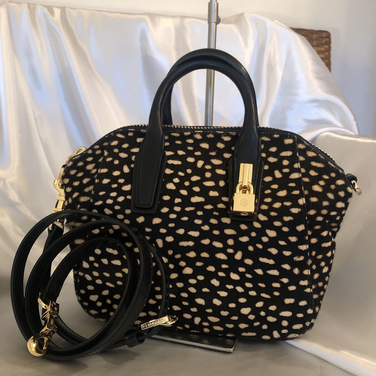 未使用同様：TORY BURCH トリーバーチ ハラコ×レザーハンドバッグ 