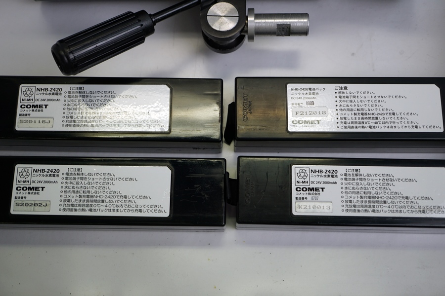 コメット COMET | BM-400 電池式モノブロックタイプ スタジオ撮影は