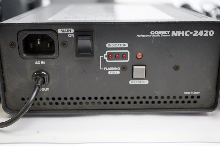 コメット COMET | BM-400 電池式モノブロックタイプ スタジオ撮影は