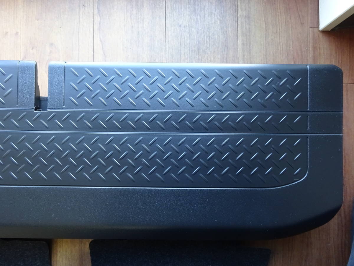 ジムニー JB74 JB64 純正 ラゲッジボックス リヤ トランク 新車外し  