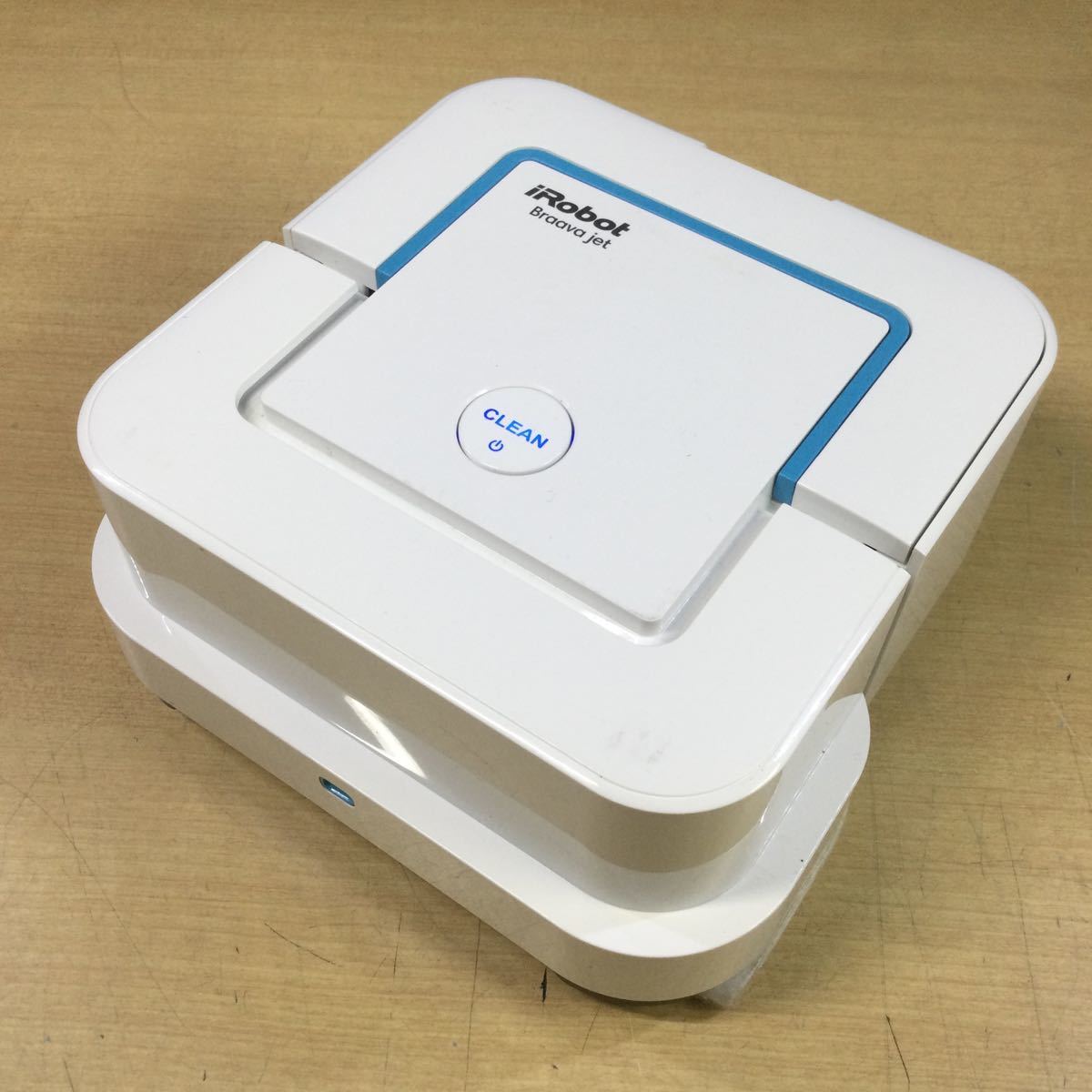 iRobot Braava jet 240 床拭き掃除ロボット 【公式通販】