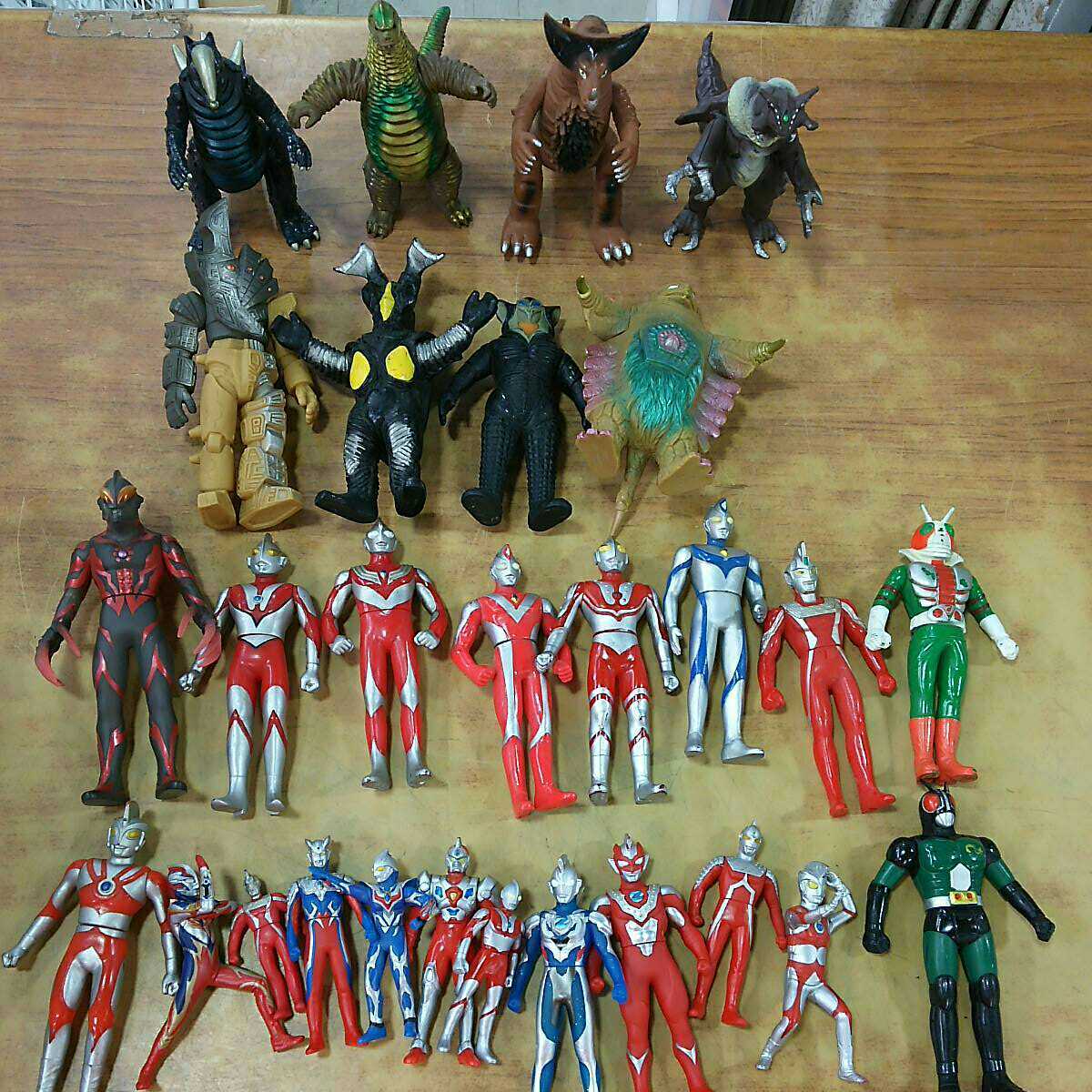 バンダイ 円谷プロ ウルトラマン 怪獣 ソフビ まとめて セット 特撮 