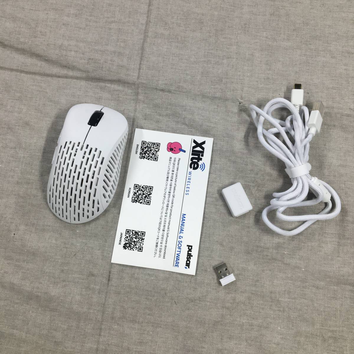 pulsarX2V3mini。8Kワイヤレスドングル付き 8K Dongle – Pulsar