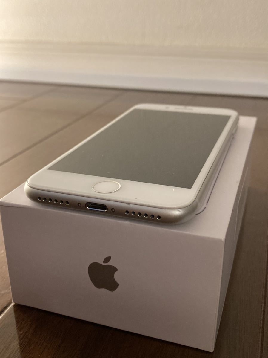 iPhone8SIMロック解除 iPhone Apple 【画面割れ欠け無し美品です 