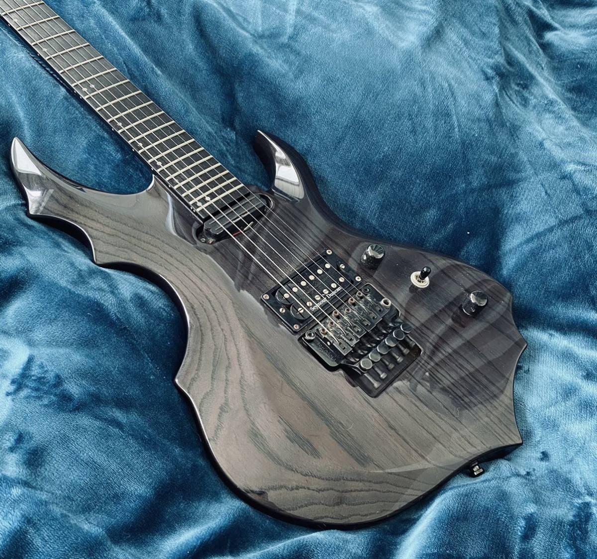 送料無料☆ESP Forest-GT See Thru Black 木目色・鳴り最高 