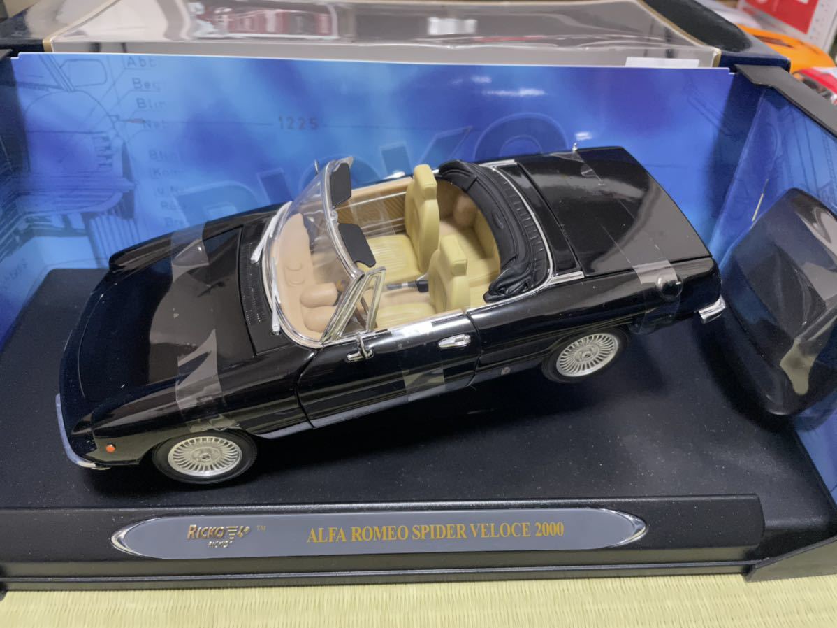 Ricko アルファロメオスパイダー Alfa Romeo Spider Veloce 2000 1/18 1&frasl;18 アルファロメオ スパイダー 1&frasl;18スケール アルファスパイダー（アルファロメオ）の歴代モデル・グレード別 Q4（4WD